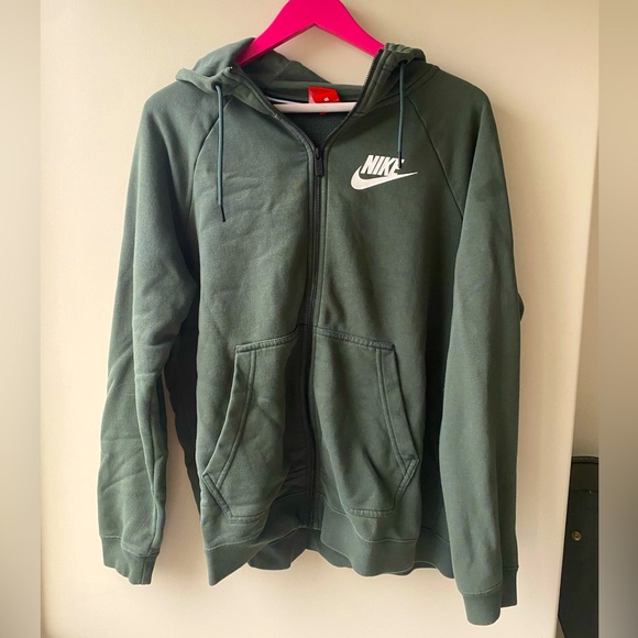 Nike Tops - Women’s Nike hoodie